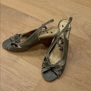 Elegant Olive Green Slingback Women's Shoes